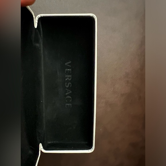 Versace Prescription Glass Case with 1 little dent as shown in the pic - Picture 2 of 4